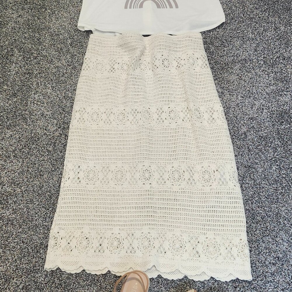 Skirt-Top-Shoes outfit